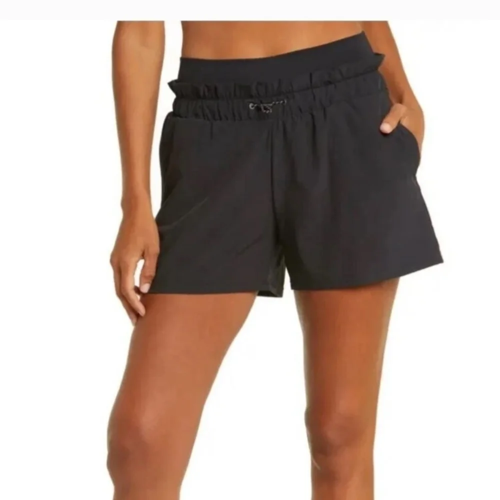 Zella Women's Black Athletic Shorts - Picture 4 of 10